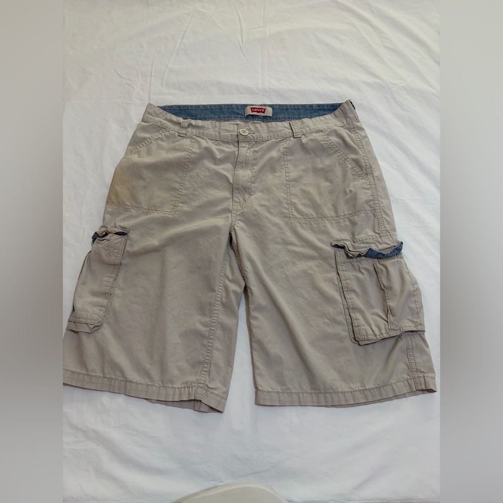 Levi's Men's Beige Cargo Shorts (30)